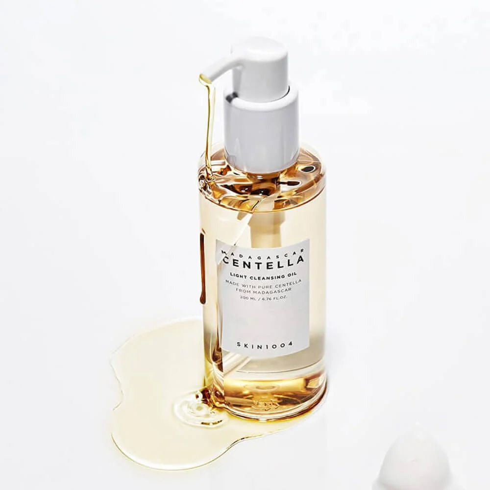 Madagascar Centella Light Cleansing Oil